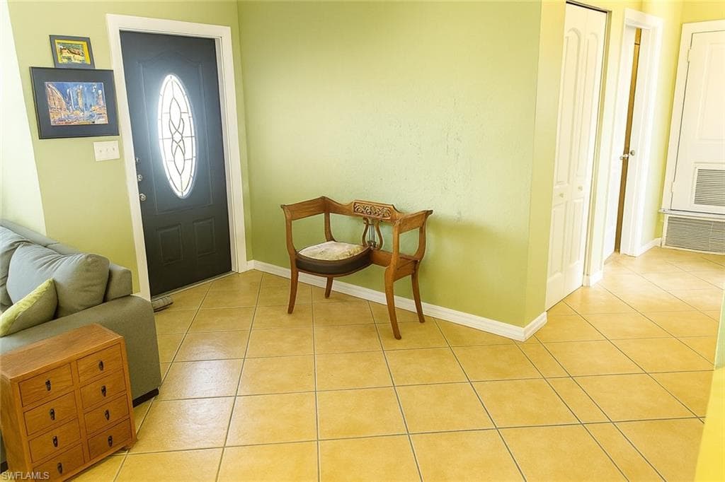 340 Inwood AVE S, LEHIGH ACRES FL 33936-8