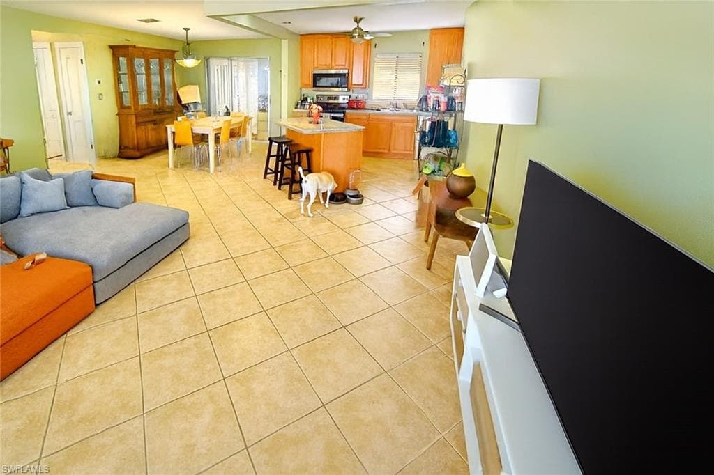 340 Inwood AVE S, LEHIGH ACRES FL 33936-9