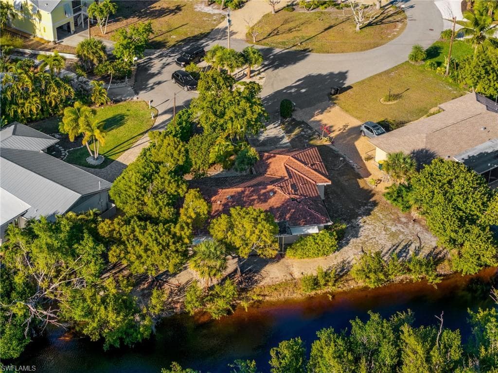 1812 Ibis LN, SANIBEL FL 33957-19