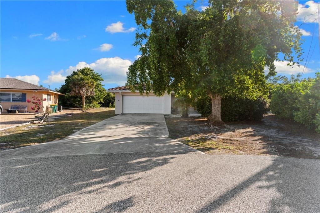 1812 Ibis LN, SANIBEL FL 33957-14
