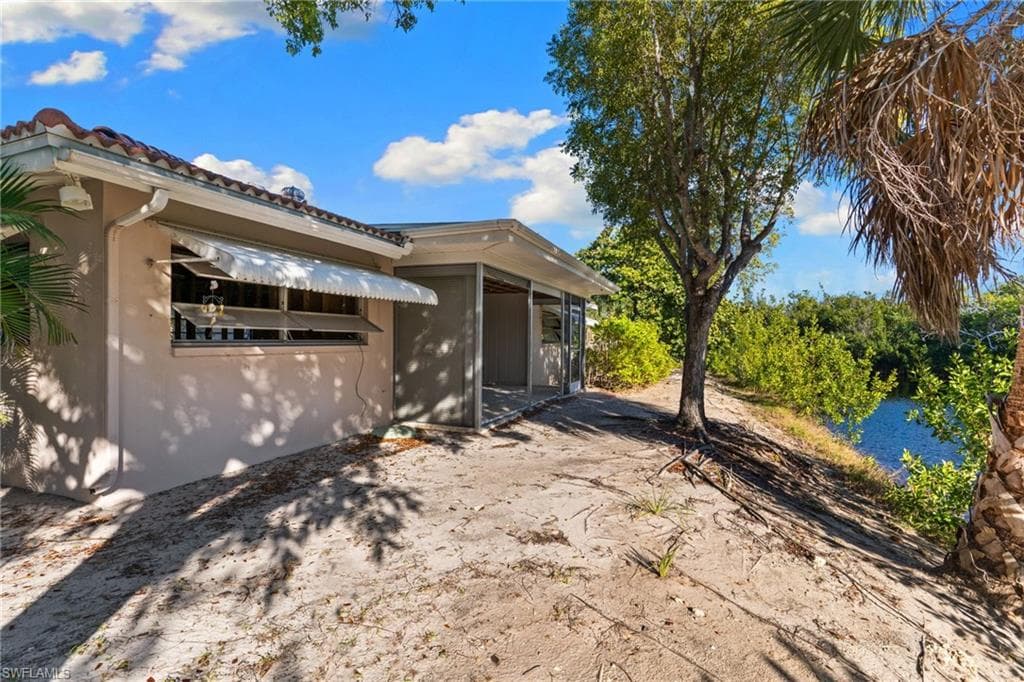 1812 Ibis LN, SANIBEL FL 33957-10