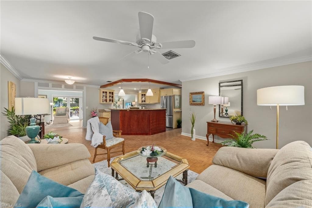 3325 AVOCADO DR, FORT MYERS FL 33901-5