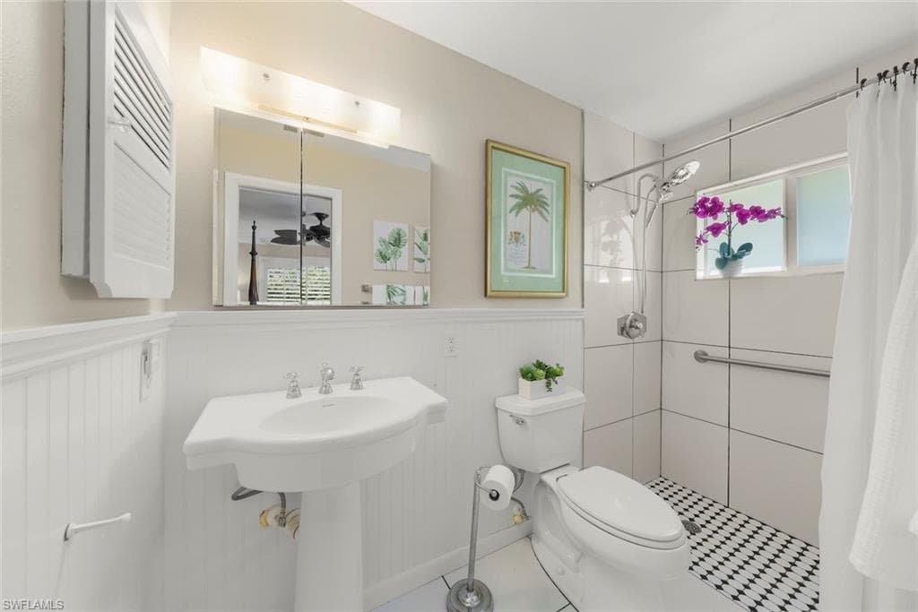 3325 AVOCADO DR, FORT MYERS FL 33901-24