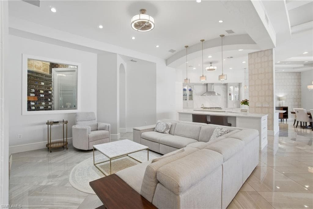 27585 River Reach DR, BONITA SPRINGS FL 34134-25