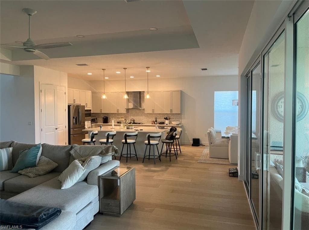 12181 Eucalyptus WAY, NAPLES FL 34120-2