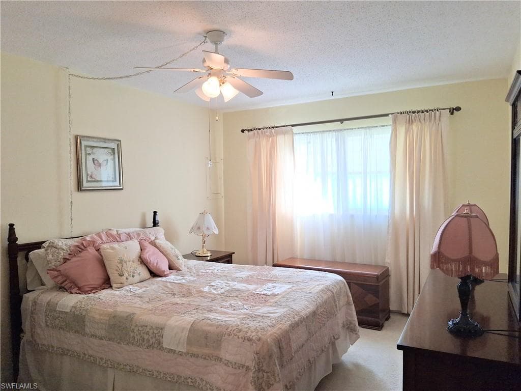 2 Tangelo CT, LEHIGH ACRES FL 33936-8