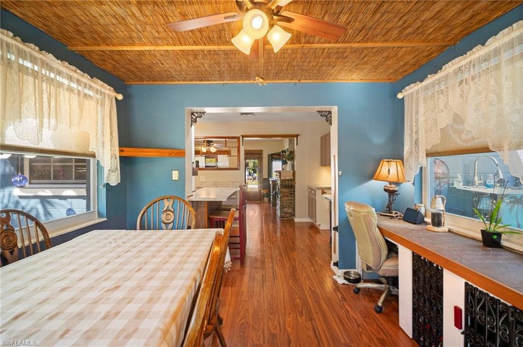 2114 E Gardenia CIR, NORTH FORT MYERS FL 33917-20