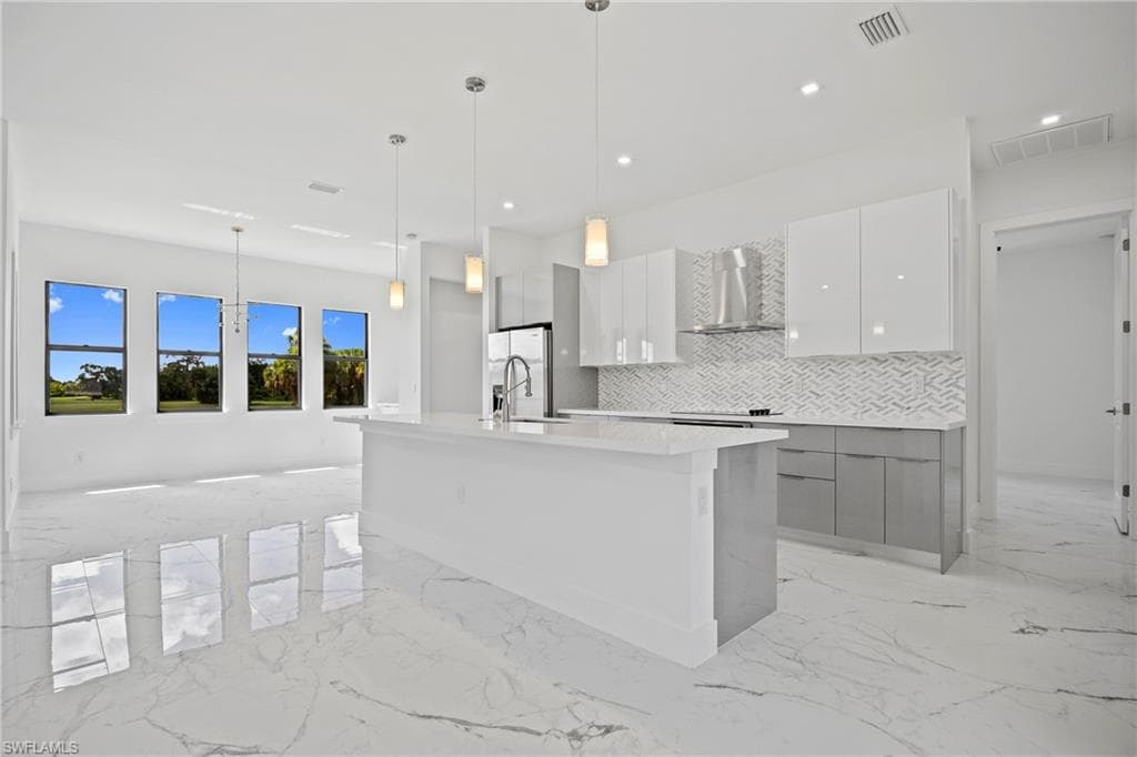 16506 Cape Horn BLVD, PUNTA GORDA FL 33955-10