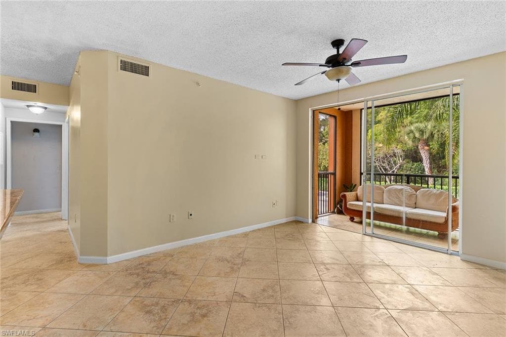 1170 Reserve WAY 205-2