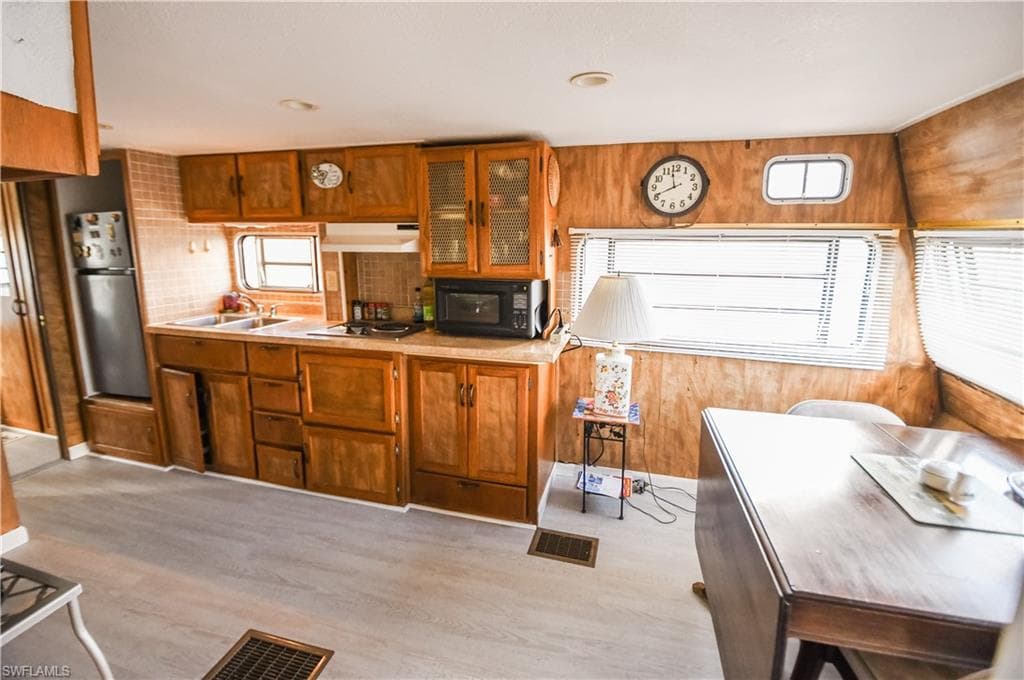 8628 Firwood DR, ESTERO FL 33928-12