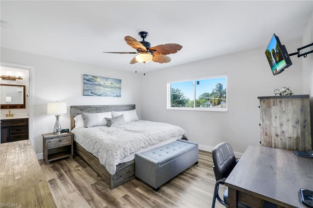 3561 Thomasson DR, NAPLES FL 34112-11