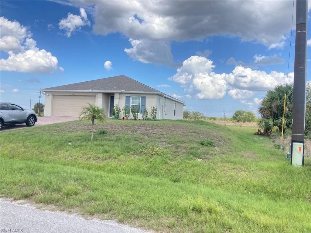 142 Plantation DR-2