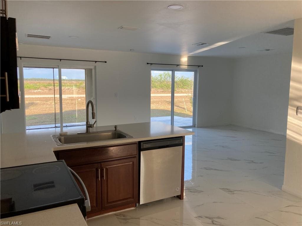 142 Plantation DR-13