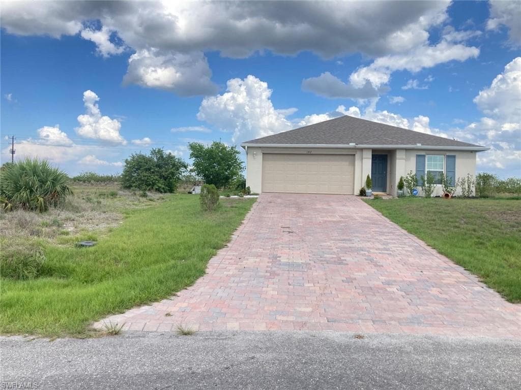 142 Plantation DR-1