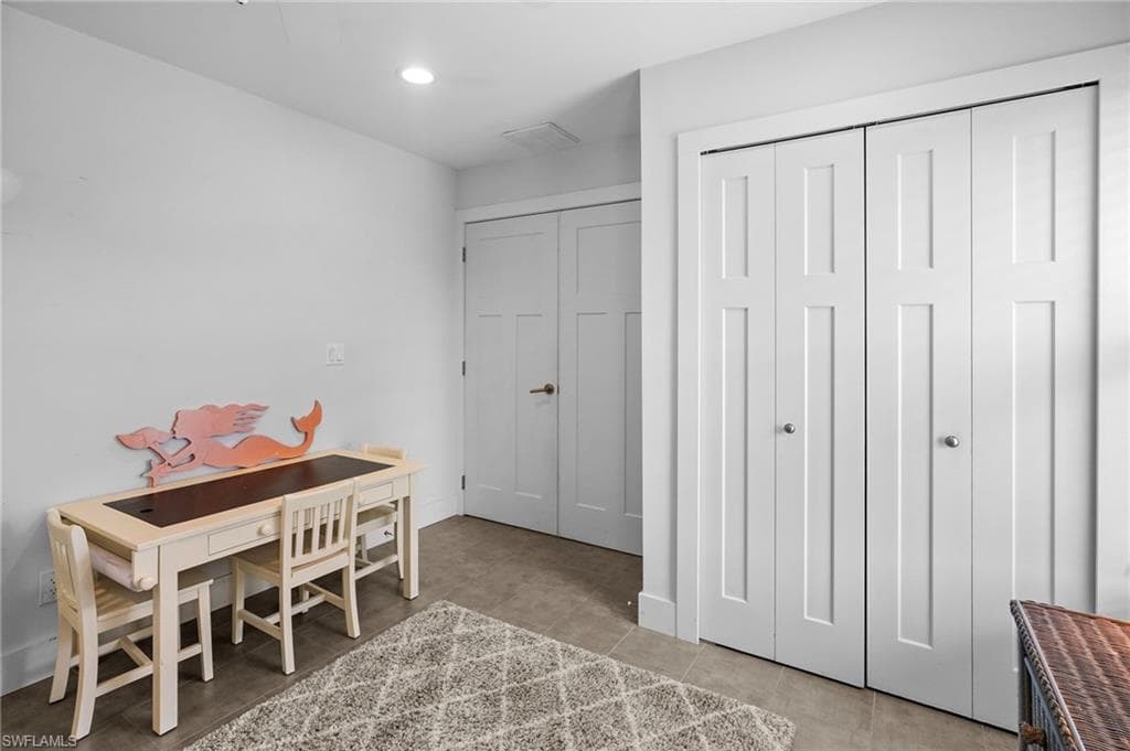 474 Lake Murex CIR, SANIBEL FL 33957-22