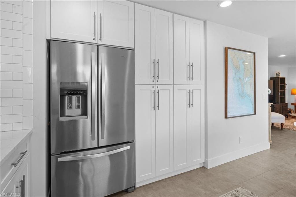 474 Lake Murex CIR, SANIBEL FL 33957-8