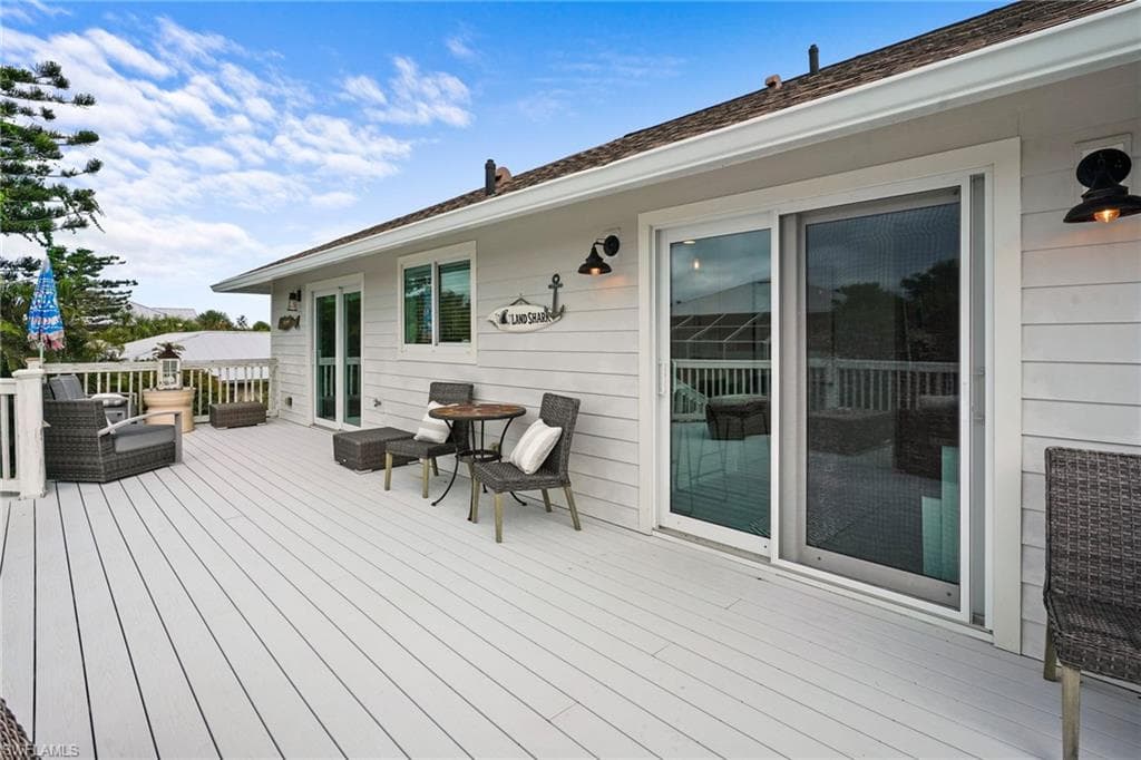 474 Lake Murex CIR, SANIBEL FL 33957-24