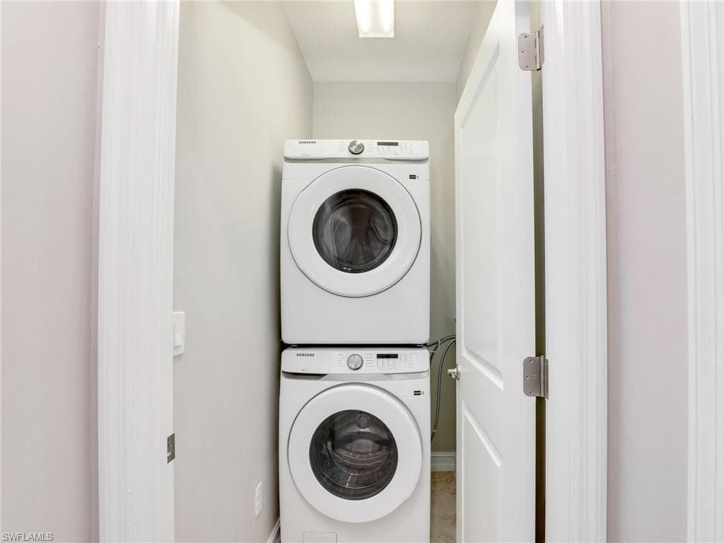 15851 Portofino Springs BLVD # 103, FORT MYERS FL 33908-32