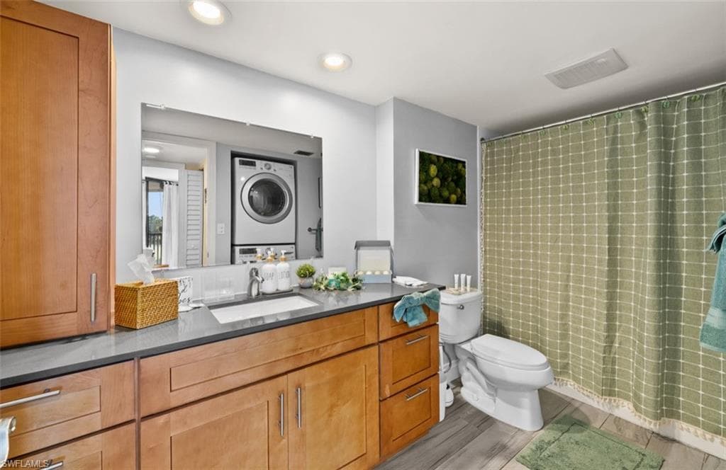 413 Augusta BLVD 302-14