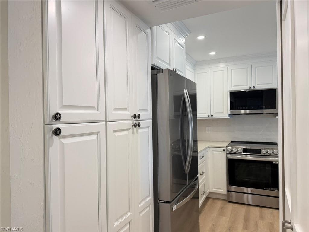 760 Sextant DR # 841, SANIBEL FL 33957-8