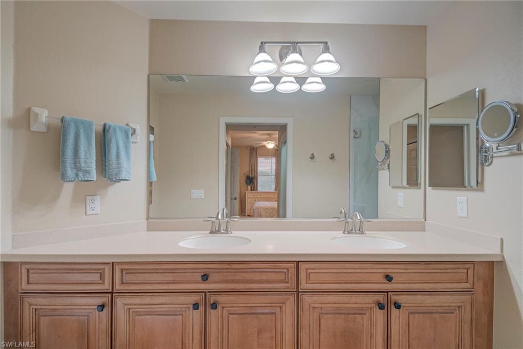 10290 Heritage Bay BLVD 3215-18