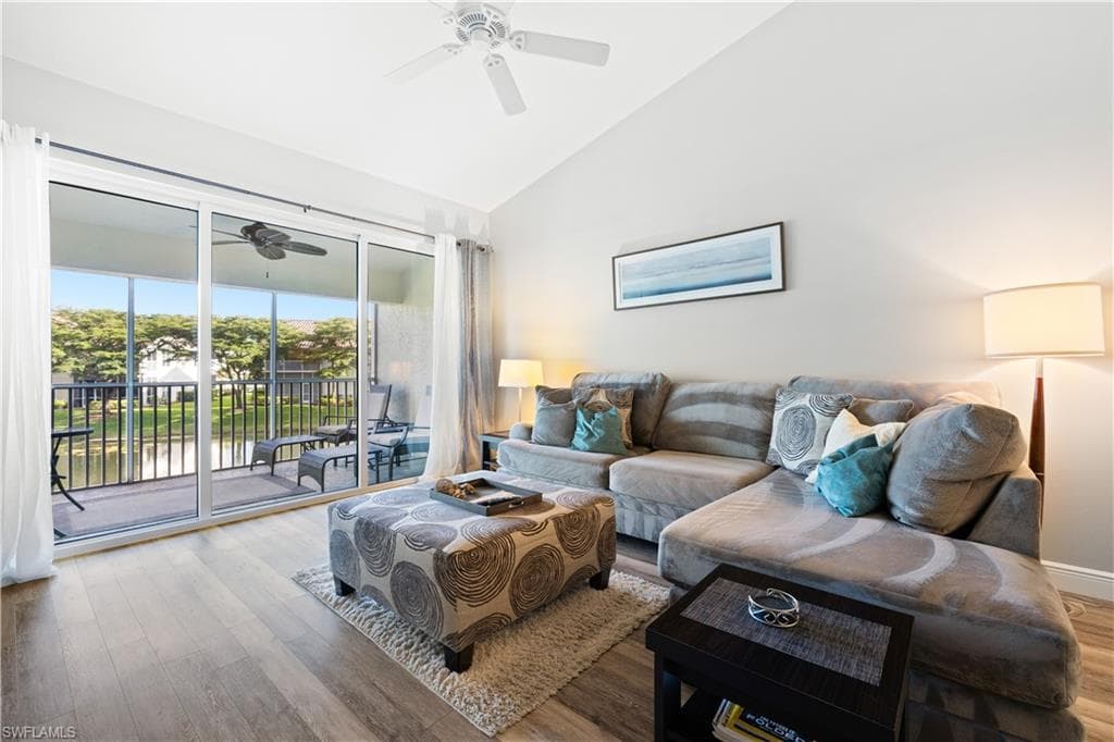 5455 Worthington LN # 202, NAPLES FL 34110-8