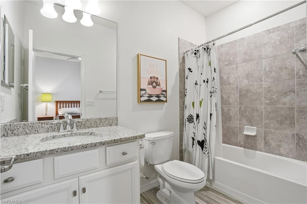 9551 Albero CT, FORT MYERS FL 33908-21