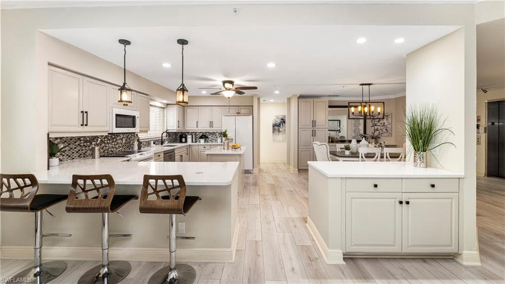 14811 Laguna DR # 202, FORT MYERS FL 33908-6