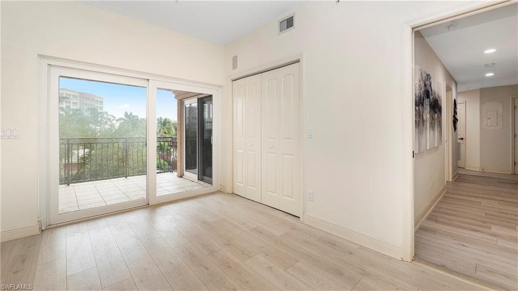 14811 Laguna DR # 202, FORT MYERS FL 33908-19