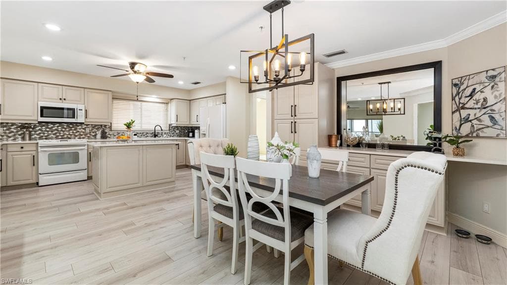 14811 Laguna DR # 202, FORT MYERS FL 33908-7