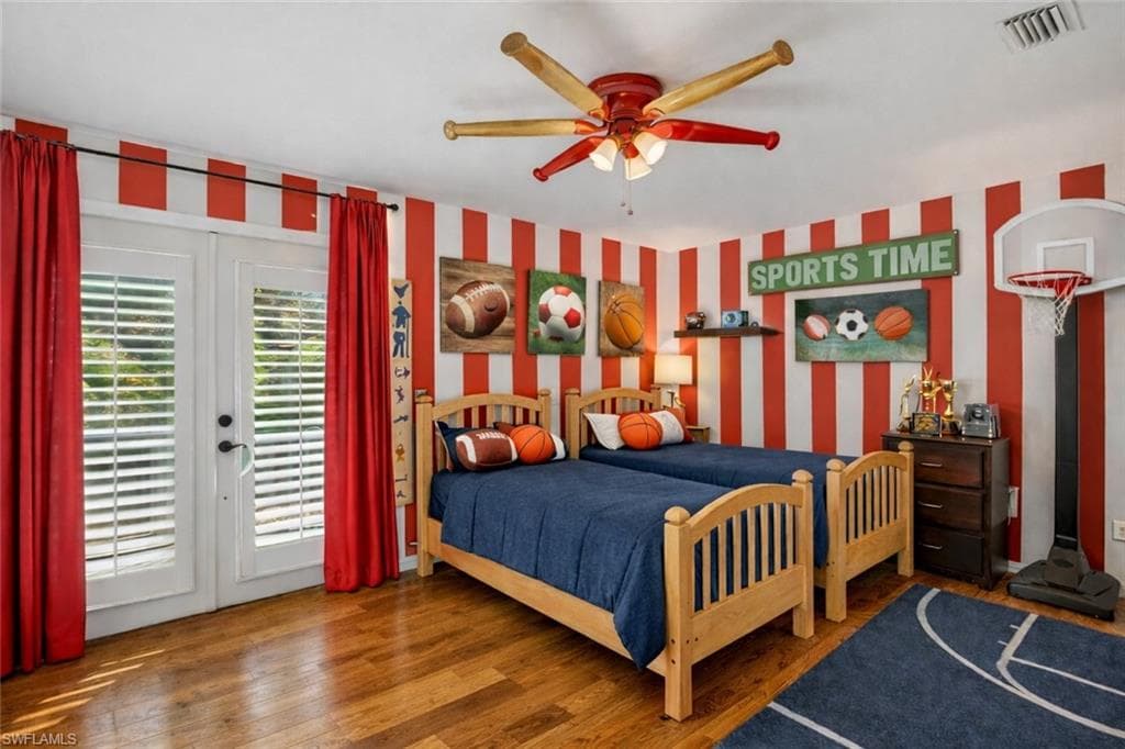 7395 Stonegate DR, NAPLES FL 34109-27