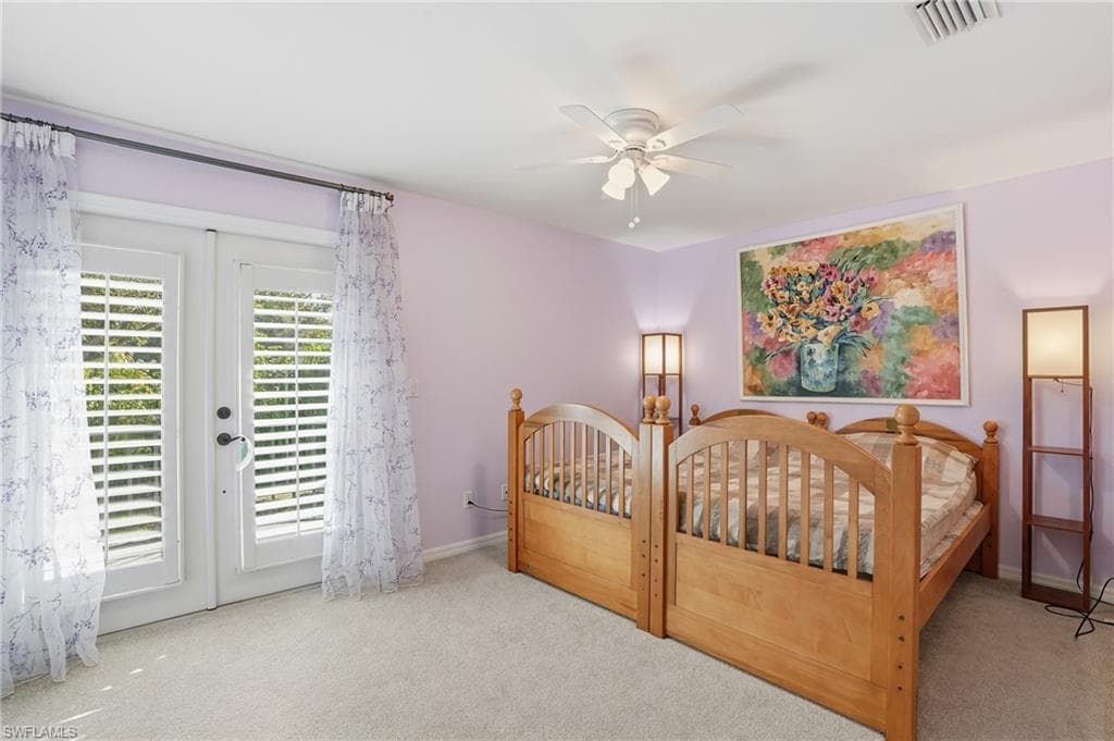 7395 Stonegate DR, NAPLES FL 34109-28