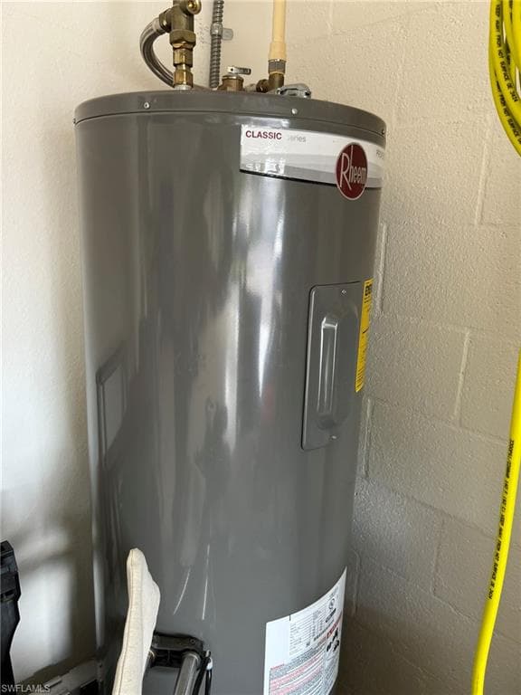 9622 Mirada BLVD, FORT MYERS FL 33908-47