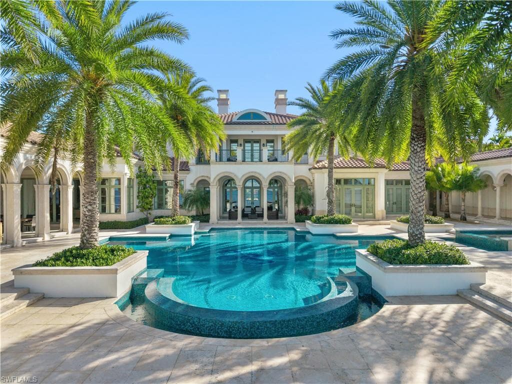 1240 Coconut DR, FORT MYERS FL 33901-39