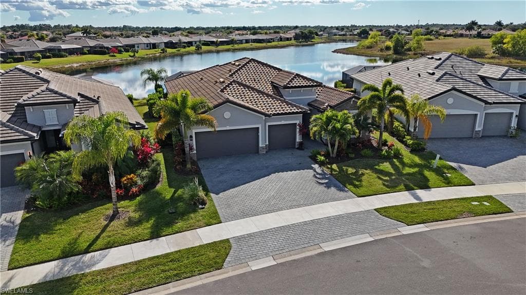 1788 Hagen CT, NAPLES FL 34120-48