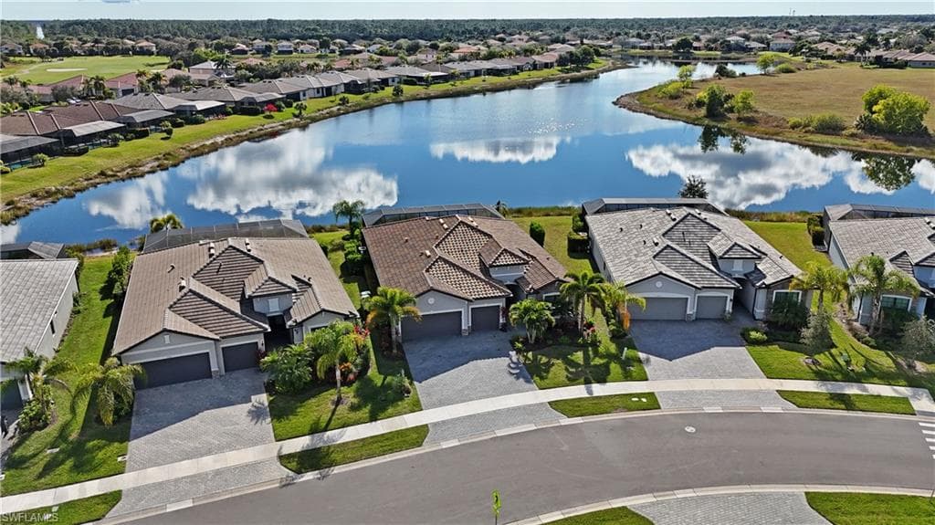 1788 Hagen CT, NAPLES FL 34120-47