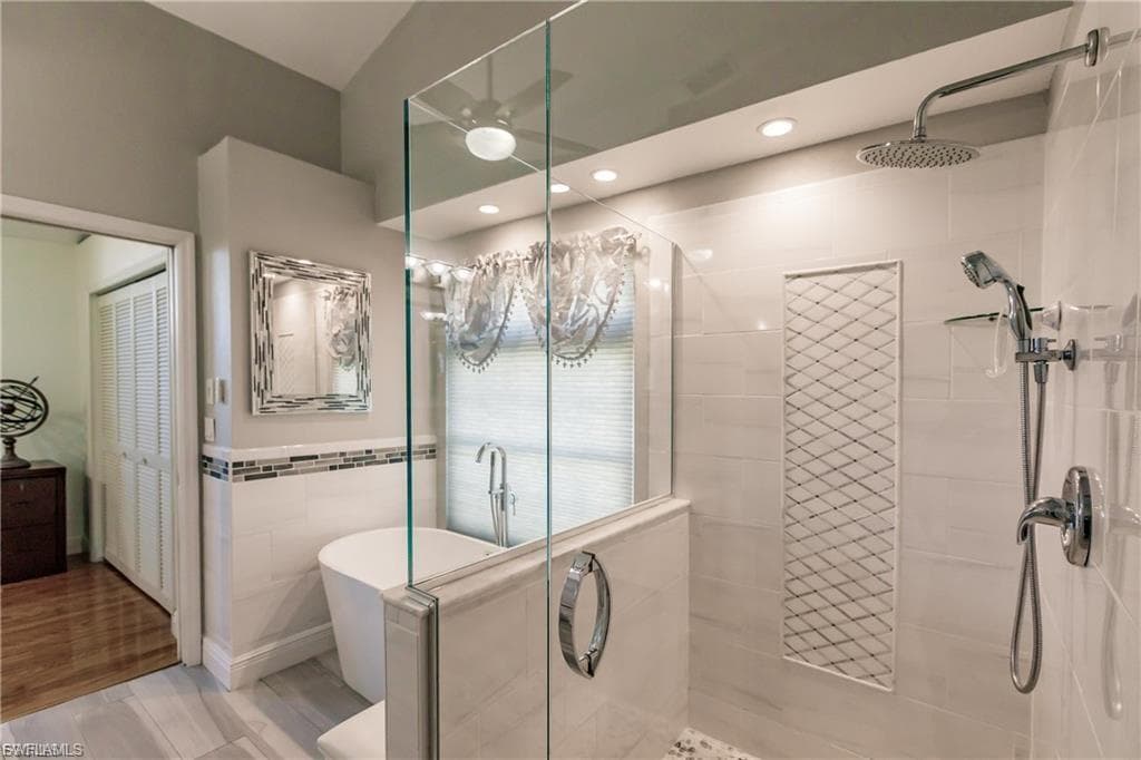 5471 Harborage DR-26