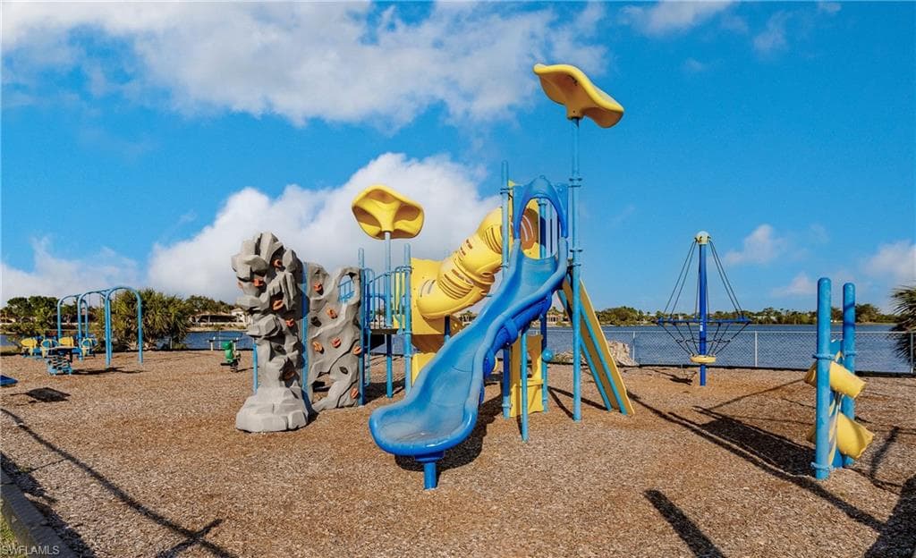5471 Harborage DR-45