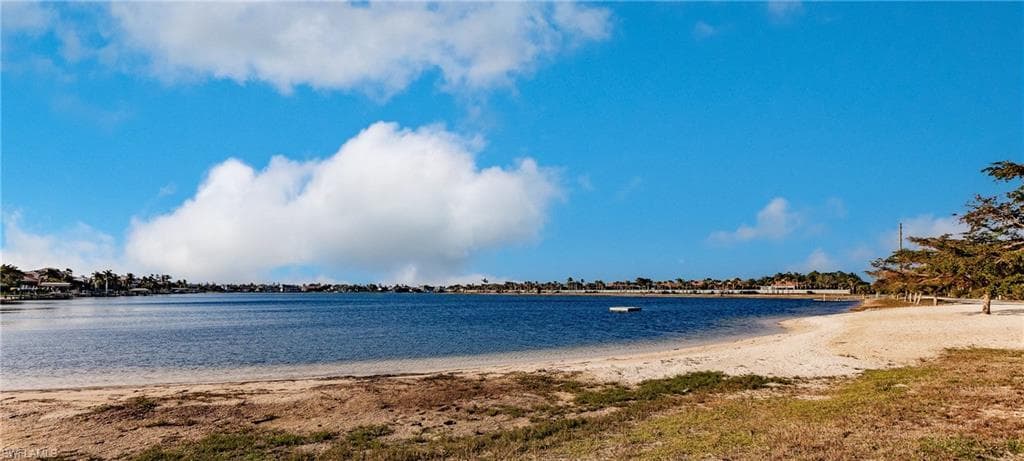 5471 Harborage DR-36