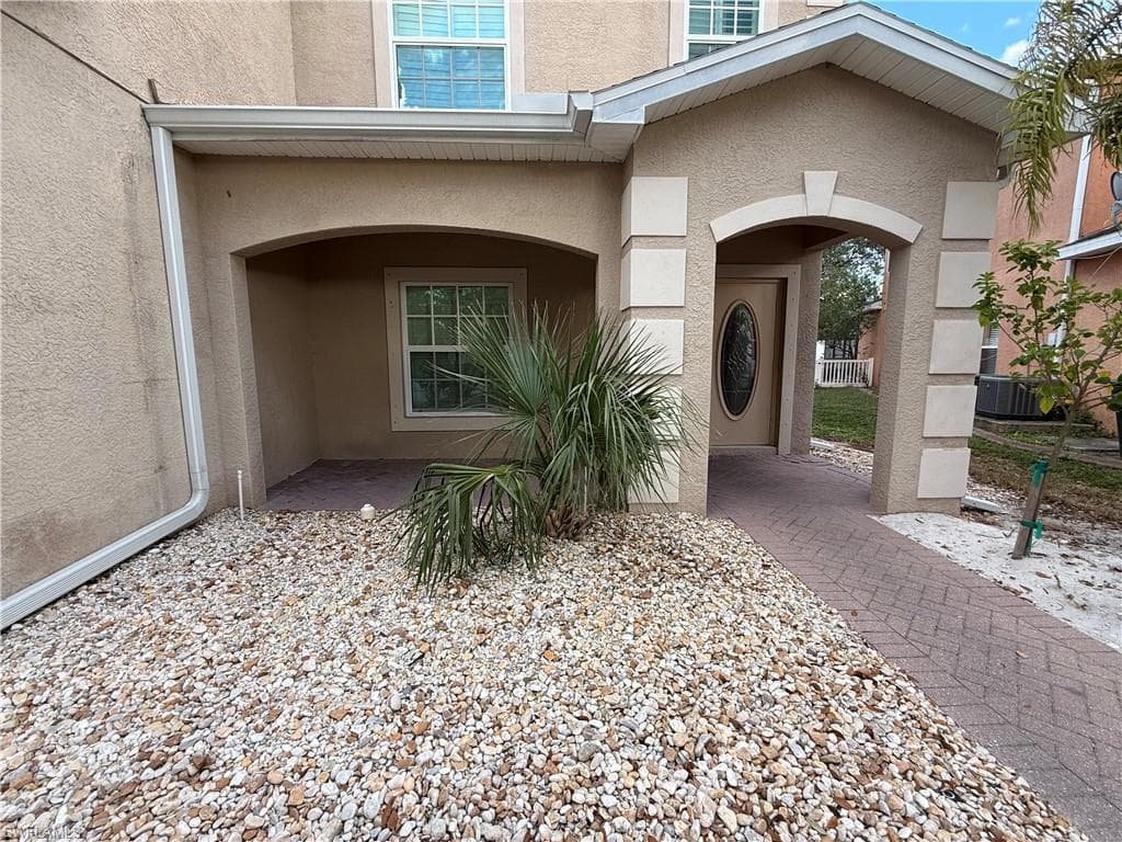 8258 Silver Birch WAY, LEHIGH ACRES FL 33971-1