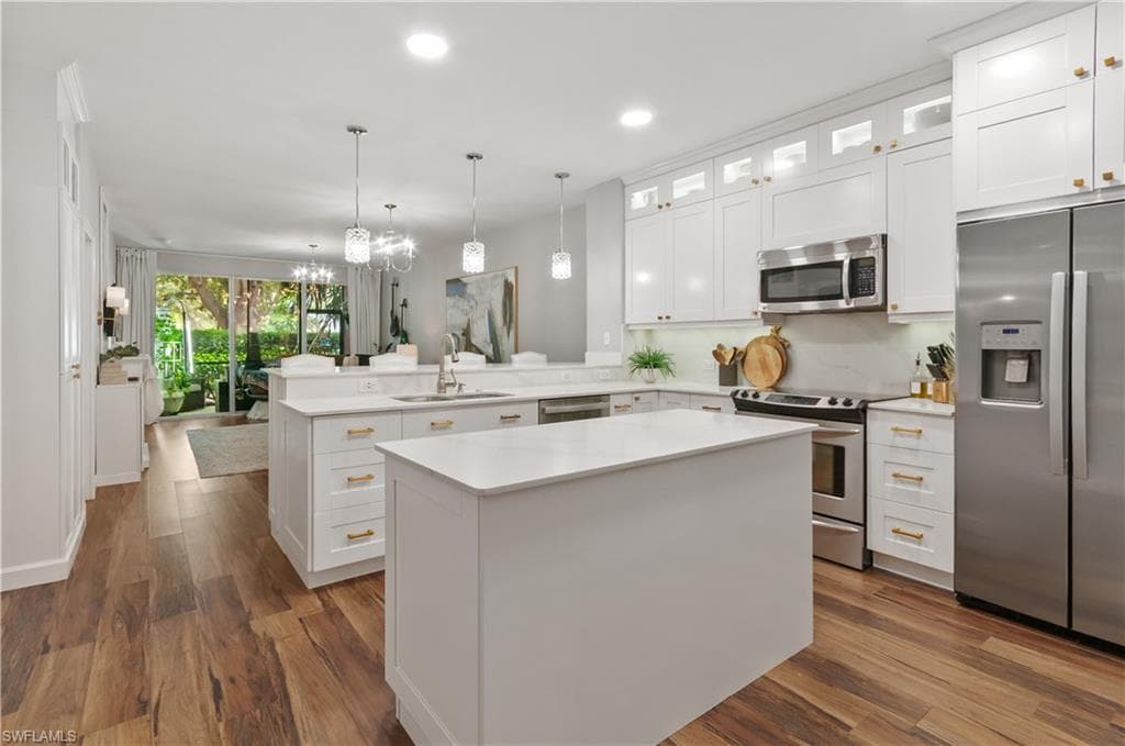 10020 Heather LN 901-11