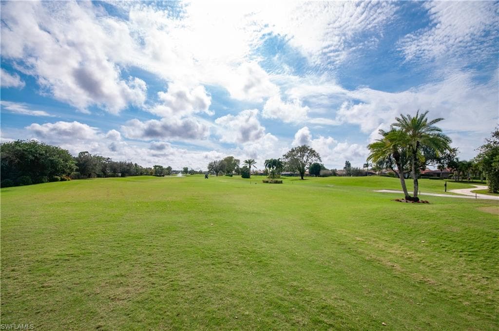 10020 Heather LN 901-32