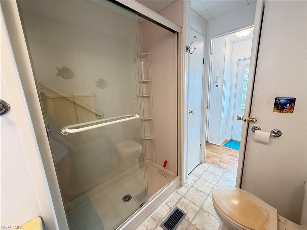 27601 Hale DR, BONITA SPRINGS FL 34135-21