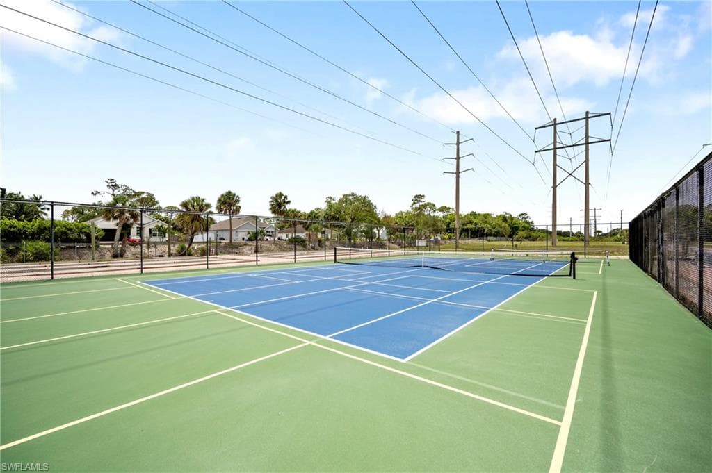 27601 Hale DR, BONITA SPRINGS FL 34135-7