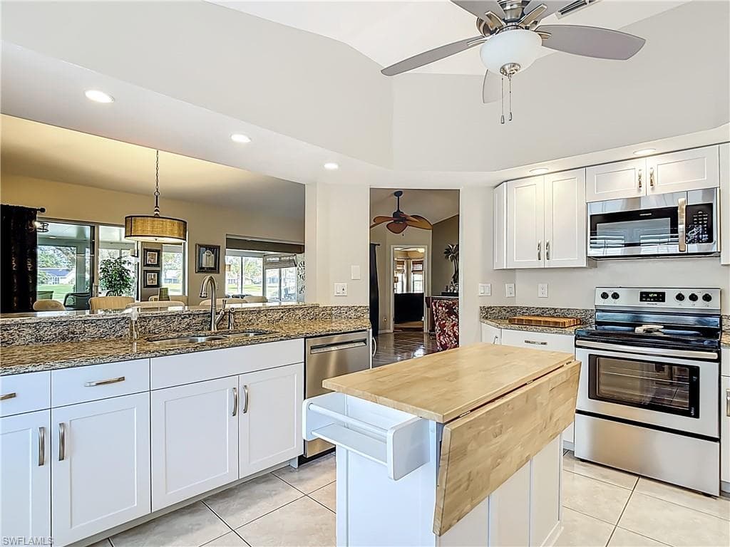 1821 Palo Duro BLVD, NORTH FORT MYERS FL 33917-15