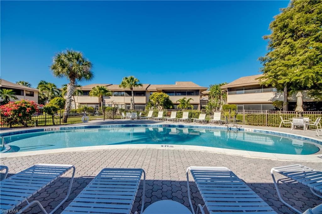 64 4th ST # A204, BONITA SPRINGS FL 34134-26