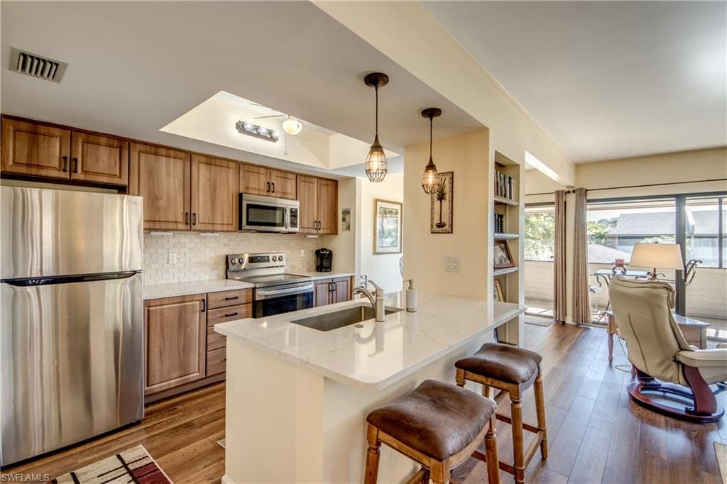 64 4th ST # A204, BONITA SPRINGS FL 34134-2