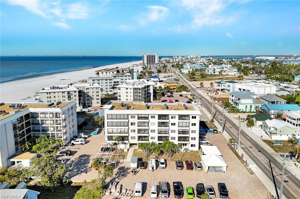 2650 Estero BLVD 42-21