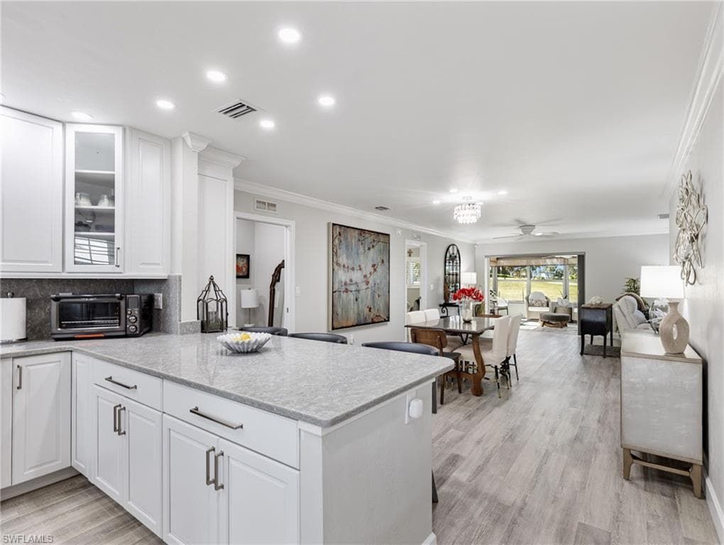 7084 Esquire CT, FORT MYERS FL 33919-1