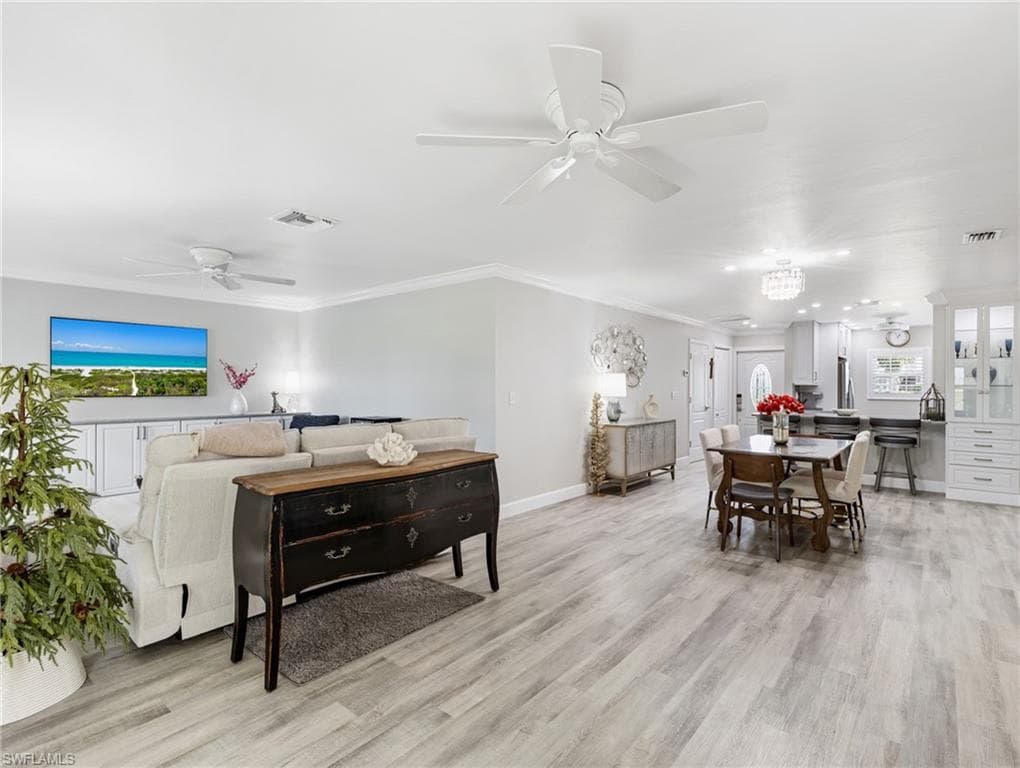 7084 Esquire CT, FORT MYERS FL 33919-19